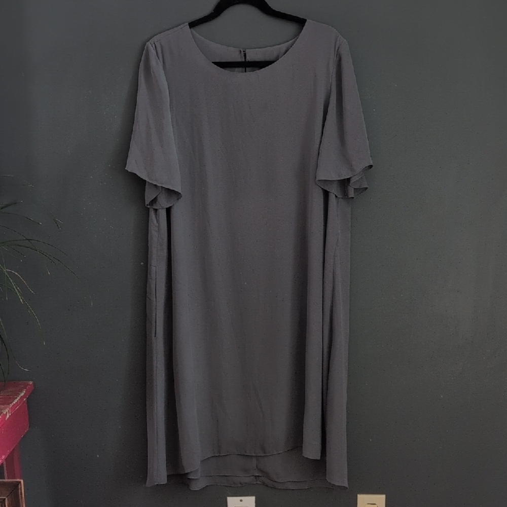 Noel Asmar Sophisticated Gray Garment